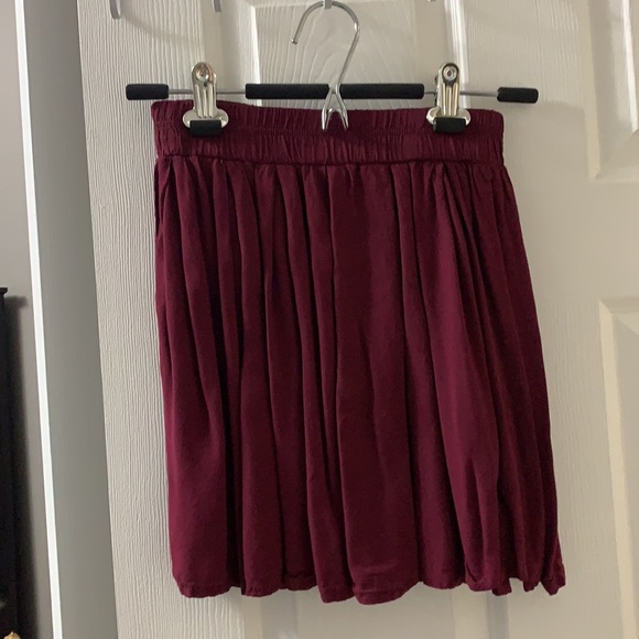 Aeropostale Bethany Mota burgundy skater skirt - Picture 2 of 3